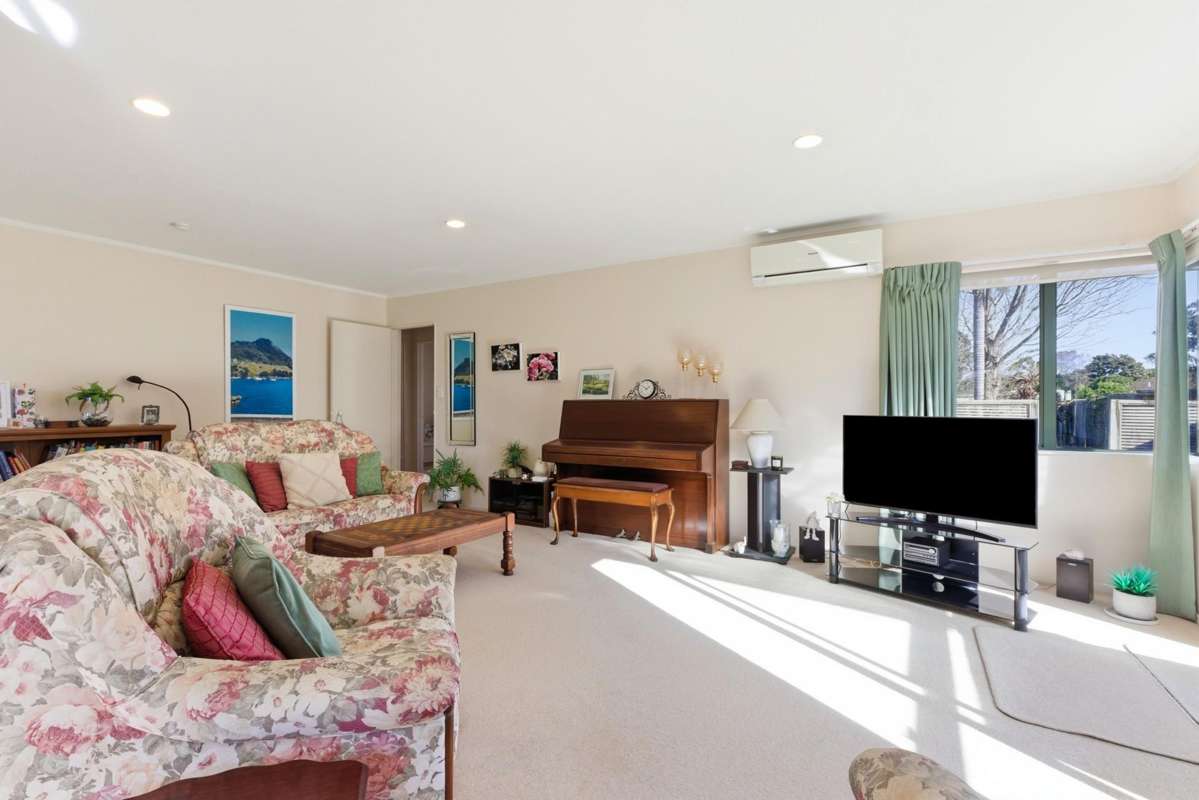 8 Webb Place_3