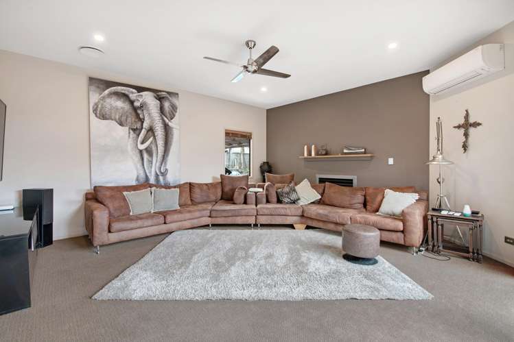 115 Alec Craig Way Gulf Harbour_7