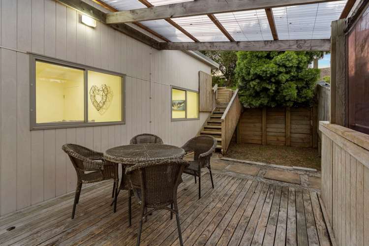 1/16 Matipo Road Mairangi Bay_18