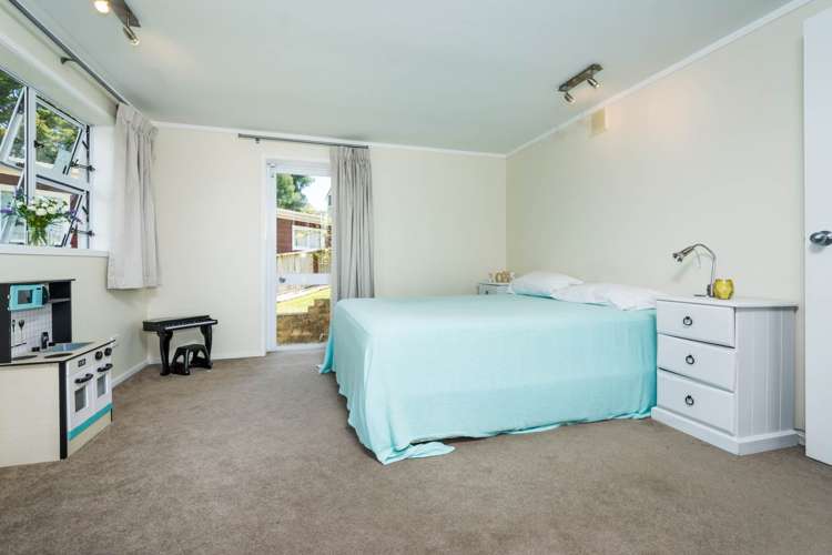 31 Martin Crescent Northcote_12