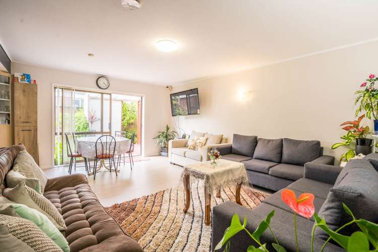 15 Camden Place Papatoetoe_5