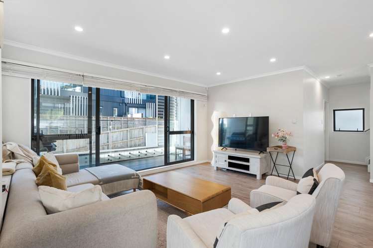 27B View Road_5