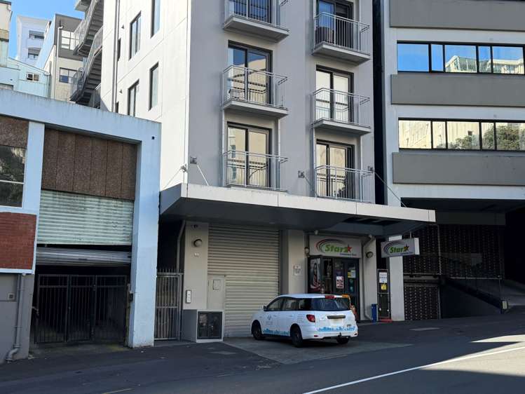 402/36 Eden Crescent_2