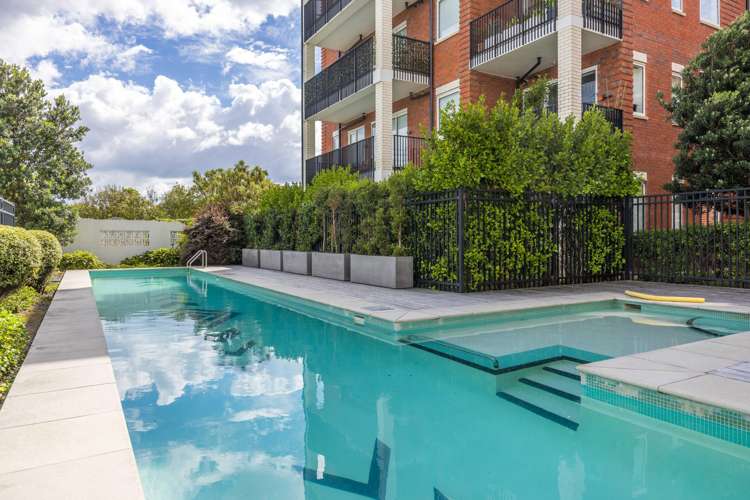 107/1B Soljak Place Mount Albert_13