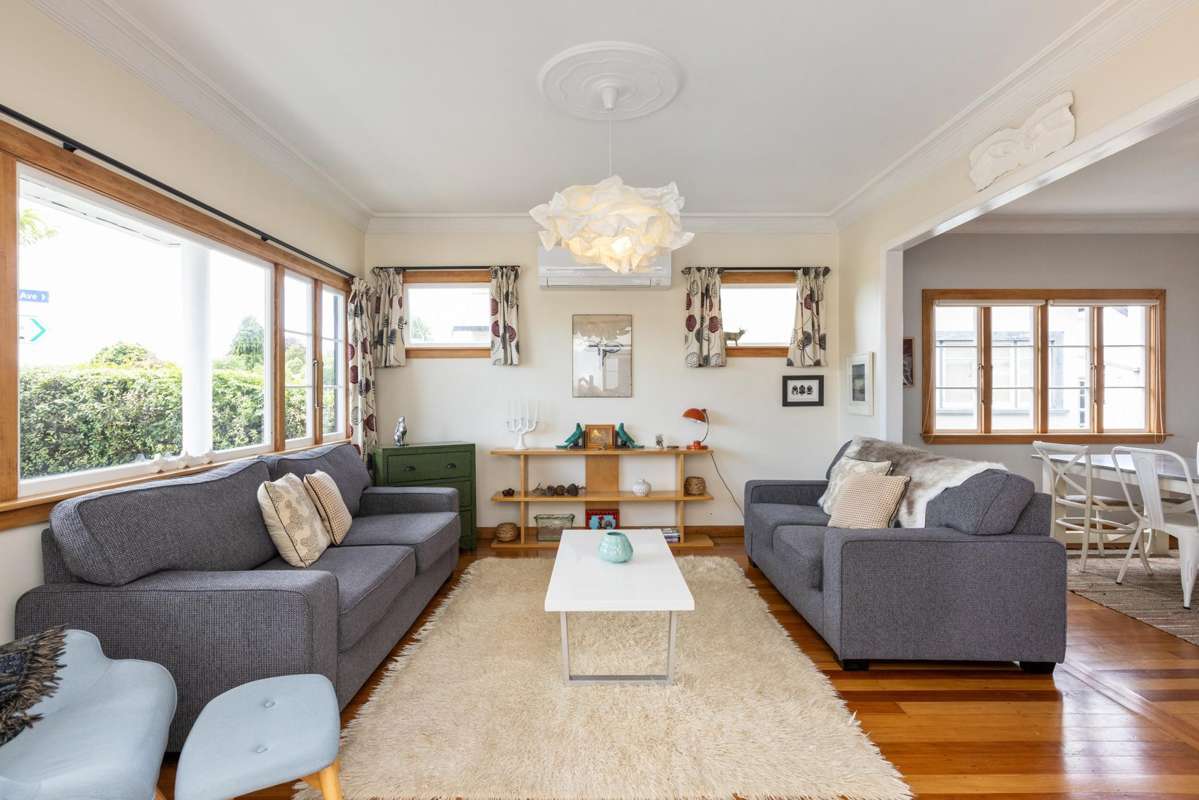 1111A Heretaunga Street_1