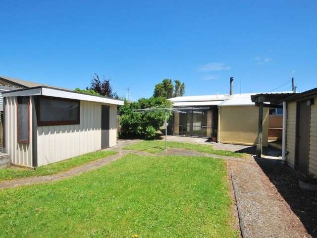 31 Woodward Street Featherston_2