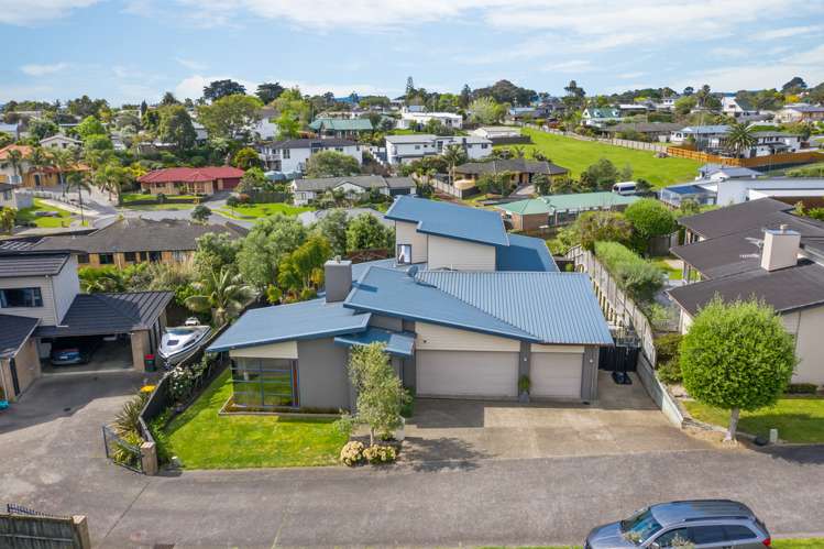 33 Pine Harbour Parade Beachlands_20