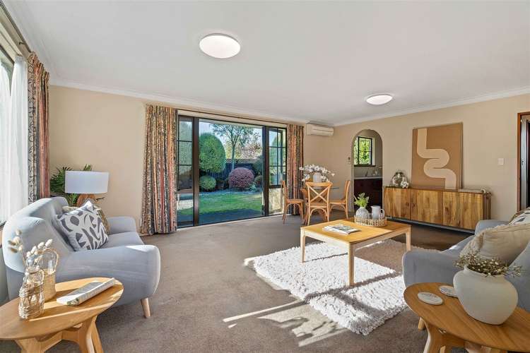 2/14 Resolution Place Bryndwr_5