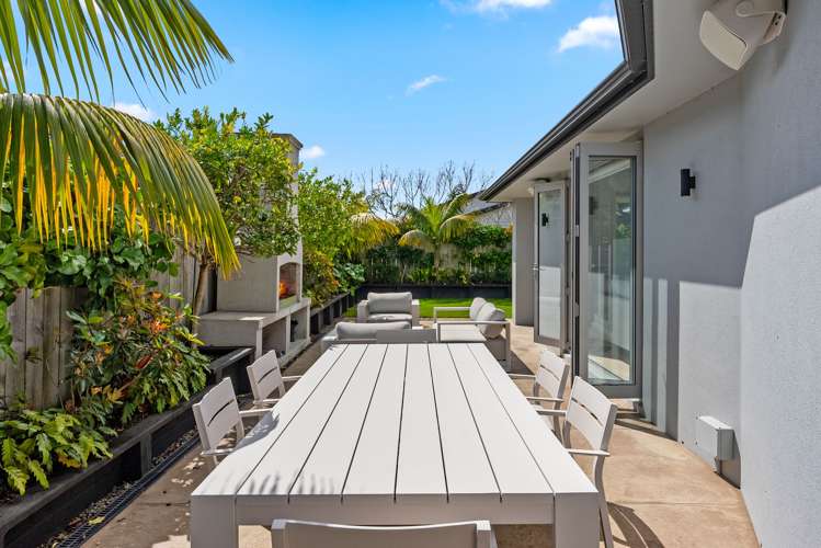 14 Lombardia Way Karaka_12