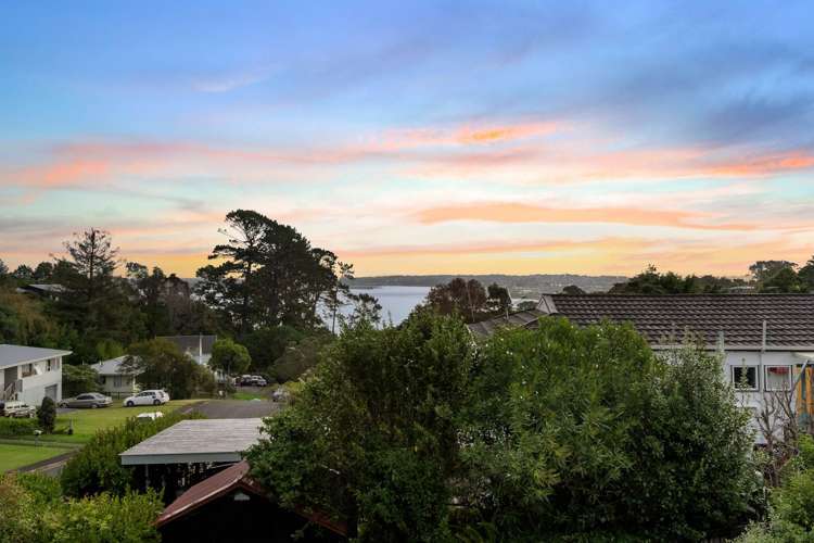 9 Sispara Place Beach Haven_19