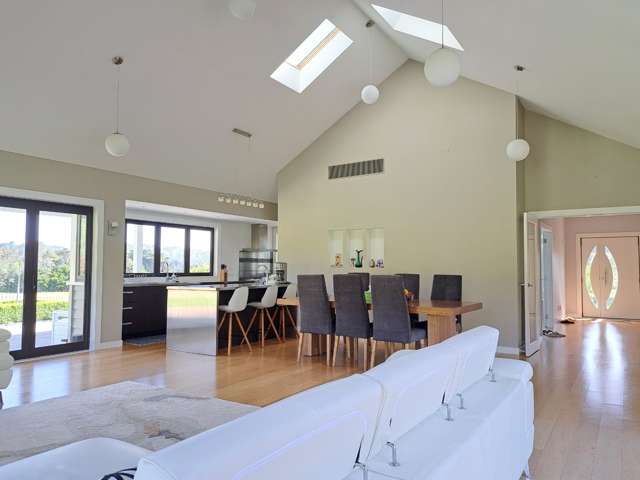 79 Kakariki Way Whitemans Valley_1