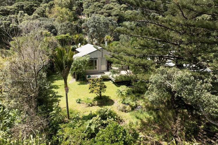 34 Karekare Road Karekare_29