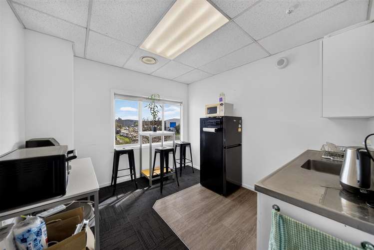 6/50 Dakota Crescent Wigram_10