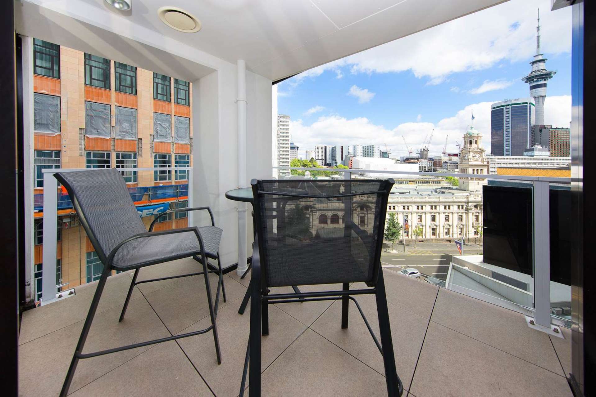 710/8 Airedale Street City Centre_0