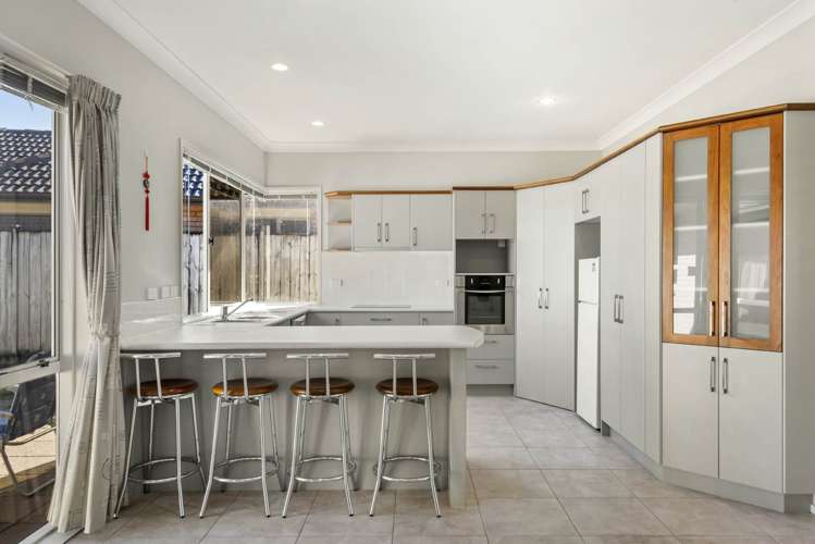 6 Banshire Close Flat Bush_7