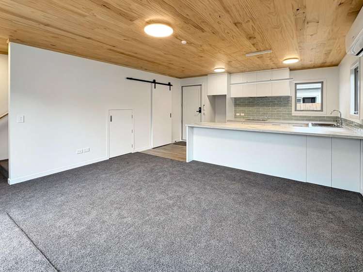 2/46 Sullivan Av Woolston_4