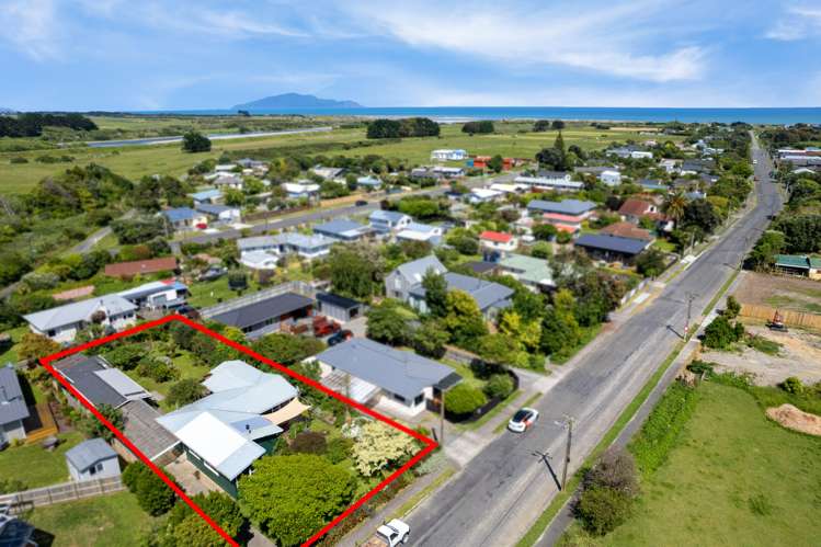 103 Atkinson Avenue Otaki Beach_23