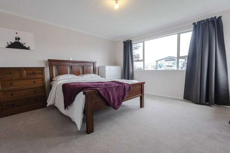 121 Shakespeare Street Greymouth_24