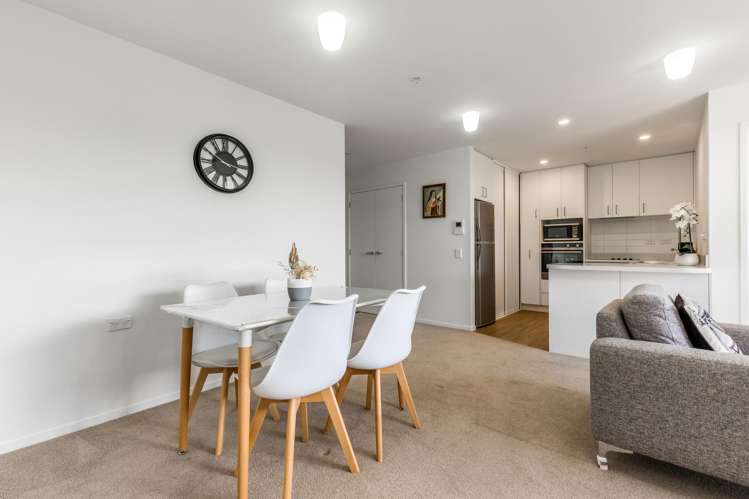 101/20A Alfriston Road_4