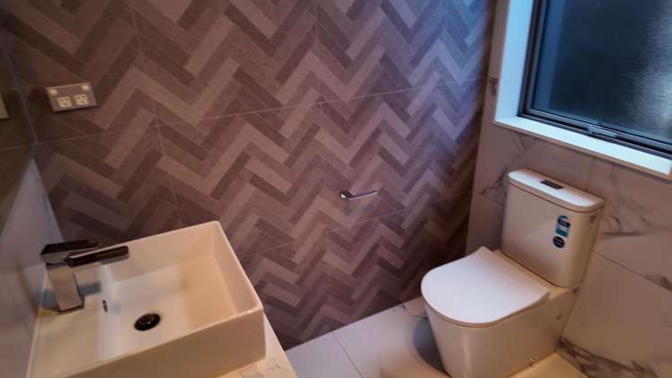 7A Ballyliffin Drive Flat Bush_11