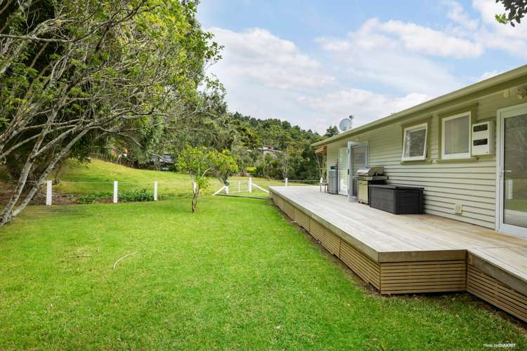 14 Tokai Place Glen Eden_13