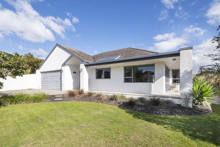 53 Olympus Way Richmond_0