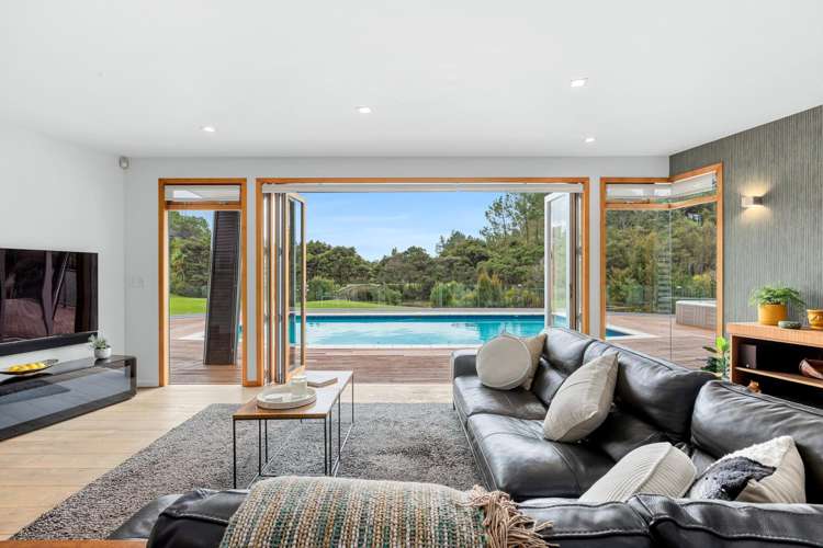 44A John Brian Drive Redvale_25