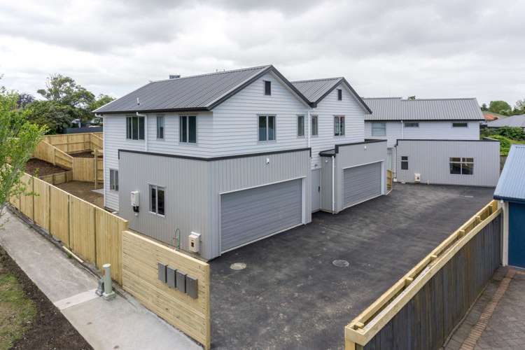 1/1 Hibiscus Avenue Hamilton Lake_19