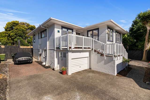 1/219 Glenfield Road Hillcrest_2