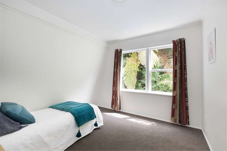 34 Lyndhurst Road Tawa_8