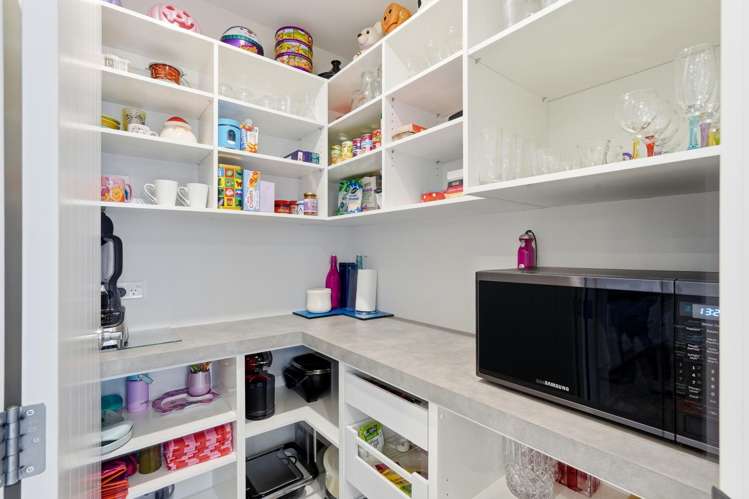 37 Pharazyn Street Feilding_3