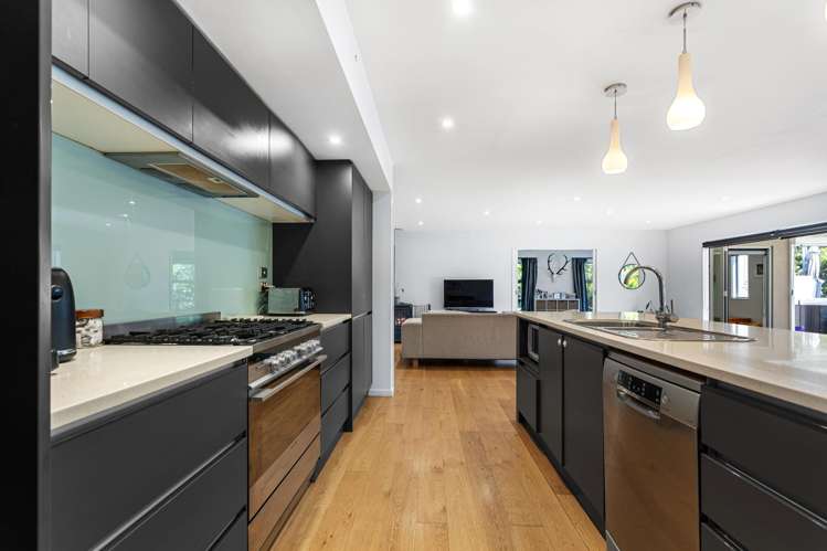 7 John Leith Place Leithfield_9