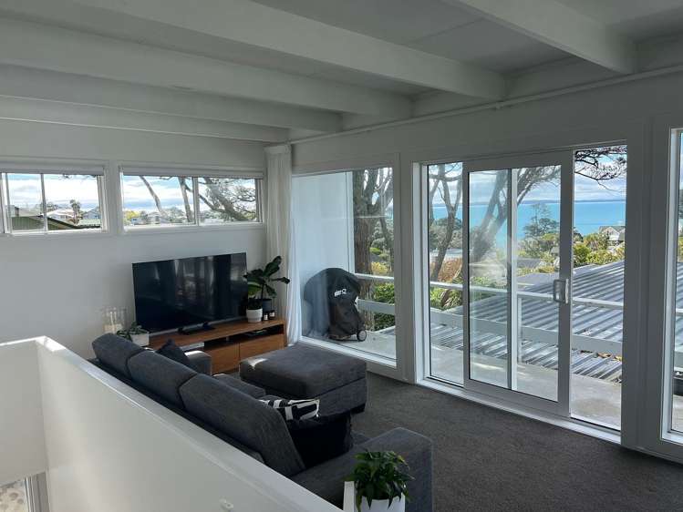 2/8 Rewi Street Torbay_3