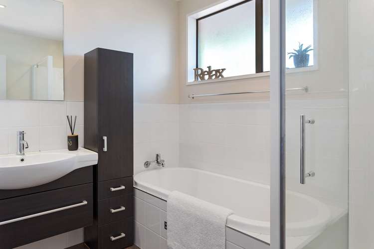 11 Fiona Place Hei Hei_8