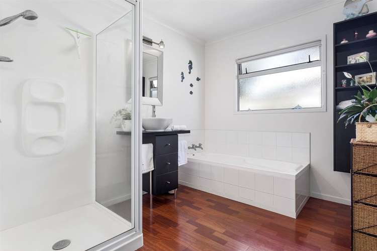 4 Shark Bay Close Ohope_11