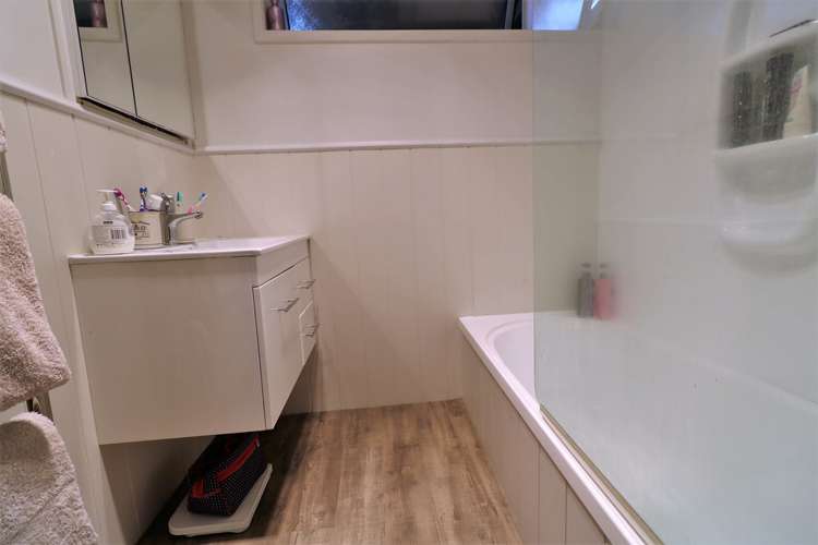 90 Kent Street Carterton_13