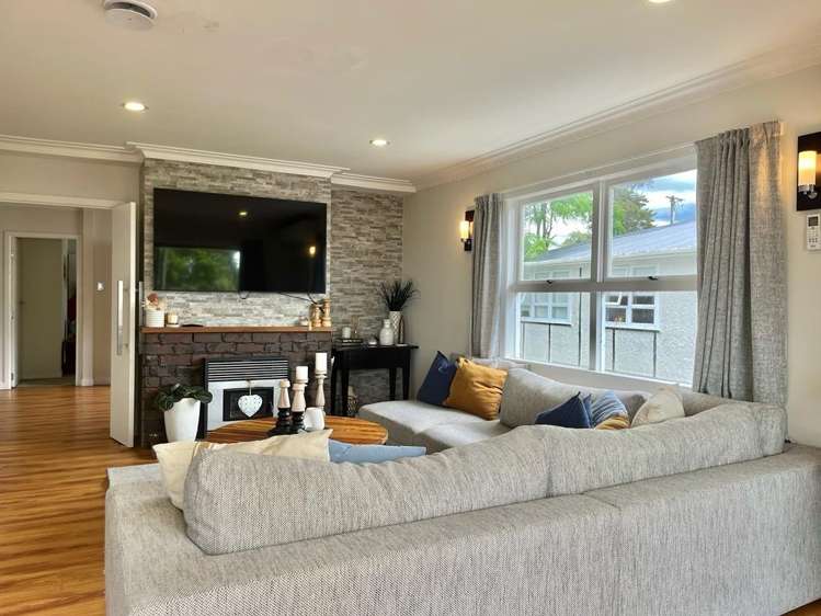 1 Christina Ave Te Atatu South_2