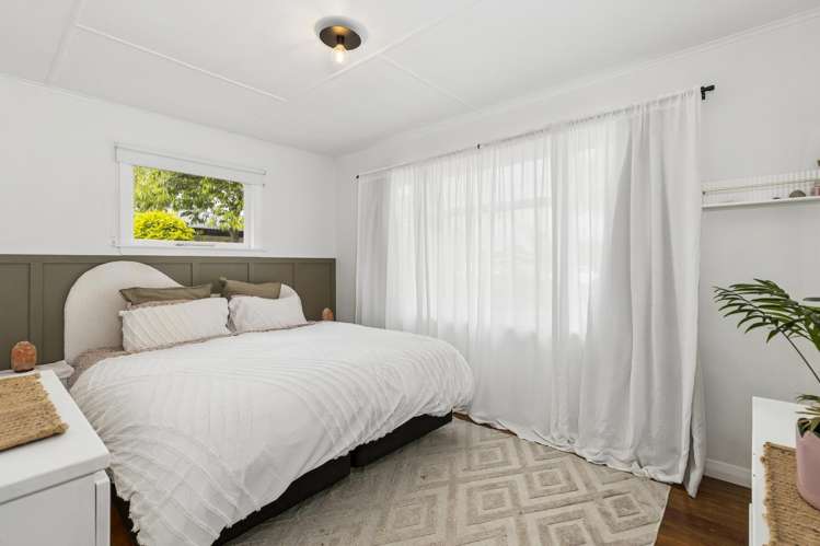 13 Glenroy Crescent Springlands_12