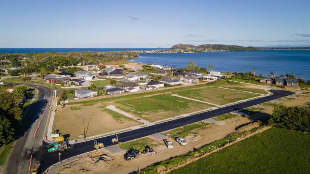 87 Athenree Road Athenree_1