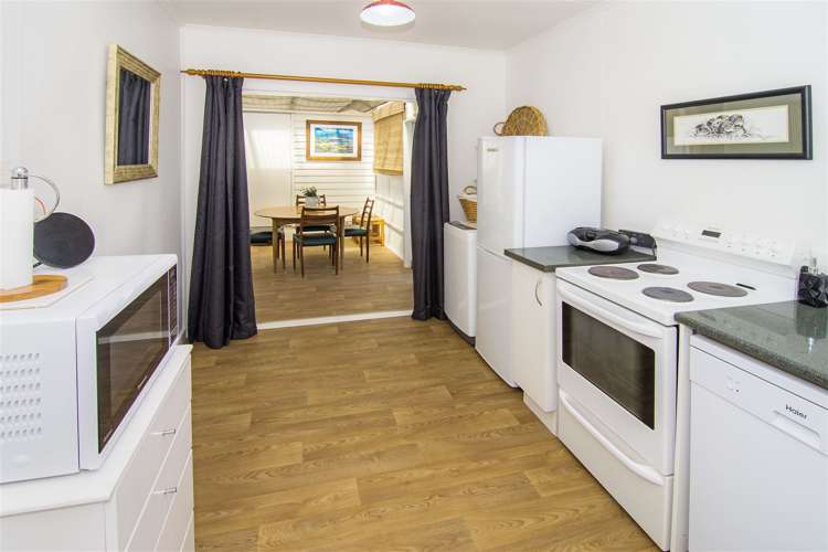 18 Lake Ferry Road Lake Ferry_6