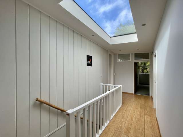 862 West Coast Road Waiatarua_2