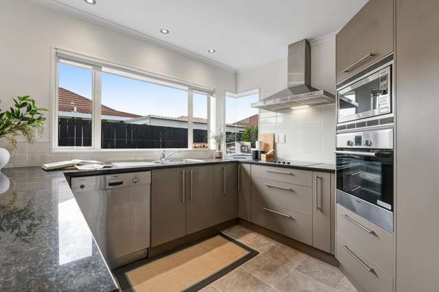 12a Pine Road Orewa_3