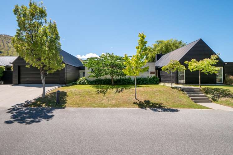 1 Larkins Way Arthurs Point_28