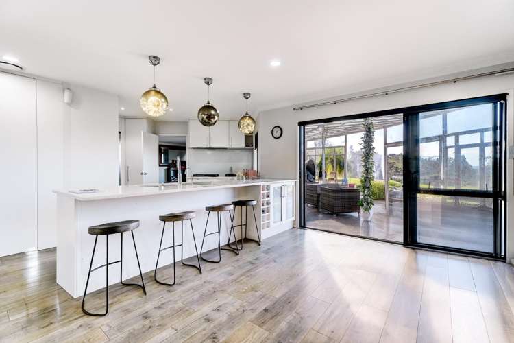 241 Paremoremo Road Lucas Heights_7