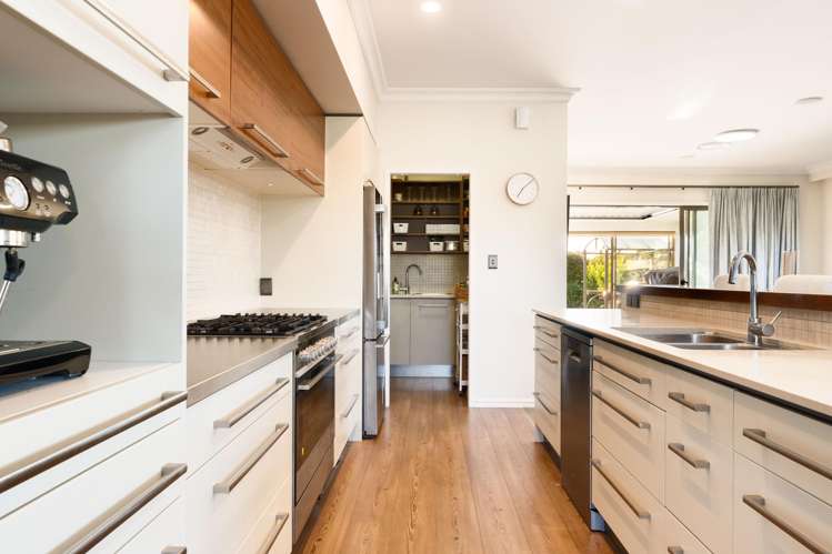 28 Rexford Heights_1