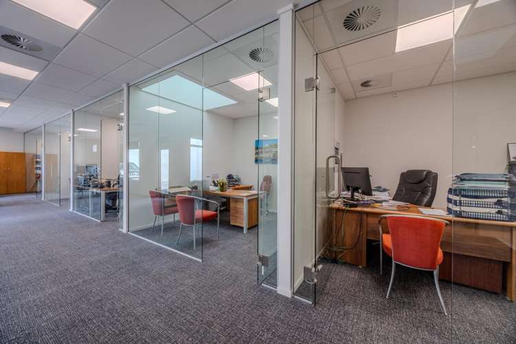 2/10 McCormick Street Wanaka_7