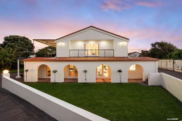 Boutique, Luxurious & Waterfront Living