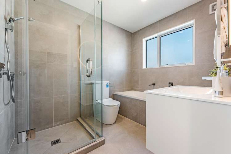 6B Kaimai Avenue Massey_9