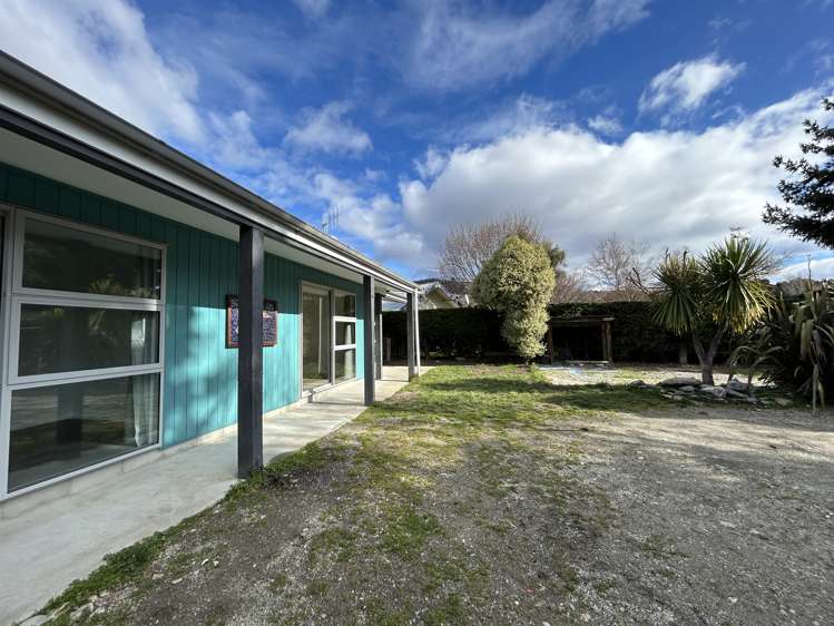 42 Bernard Road Wanaka_16