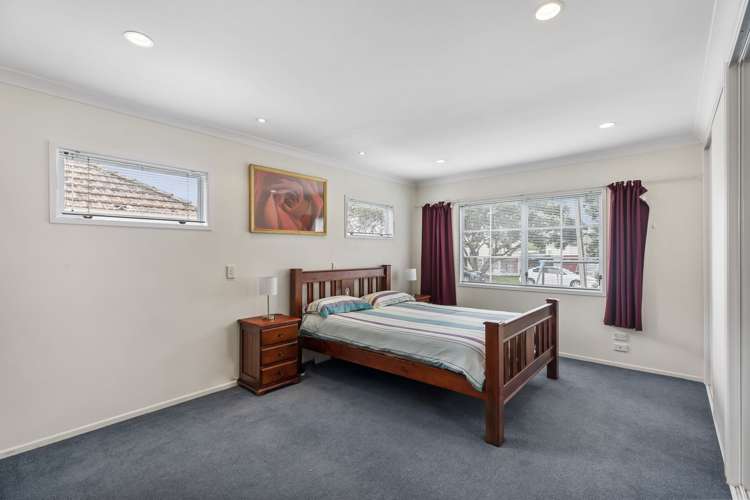 12 Reid Road New Lynn_5